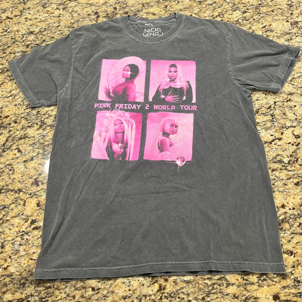 Nicki Minaj Pink Friday 2 World Tour 2024 Graphic T-Shirt Gray Pink L Womens